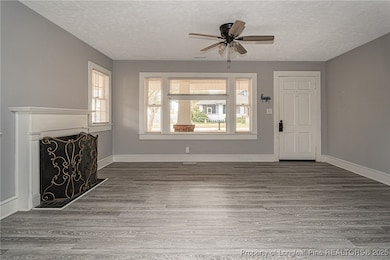 105 N Elm St, Maxton, NC 28364 - photo 5