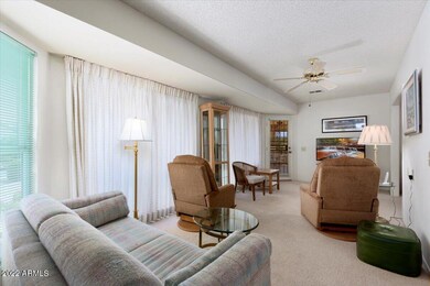 18-9901 W Oakstone Dr