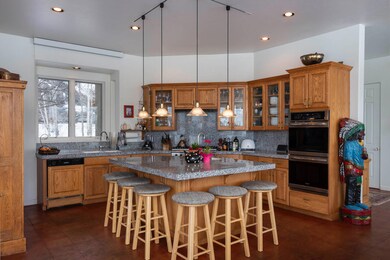 430 Thistle Lane