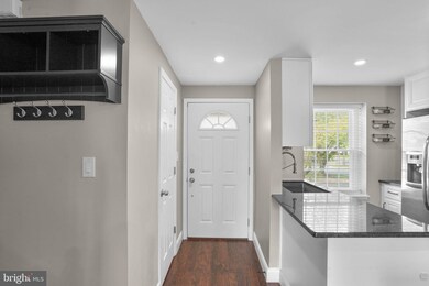 1273 Elm Grove Cir, Silver Spring, MD 20905 - photo 5