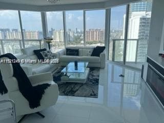 La Perla Ocean Residences unit 2507, Sunny Isles Beach, FL 33160 - photo 2
