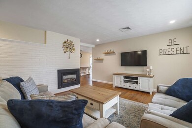 19 Fenway Dr, Framingham, MA 01701 - photo 4