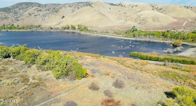 15366 Sandrock Dr, Lake Hughes, CA 93532 - photo 3