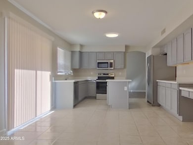 10365 W Piccadilly Rd, Avondale, AZ 85392 - photo 4