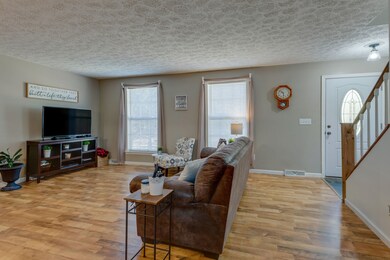 111 Annette Dr, Dickson, TN 37055 - photo 5