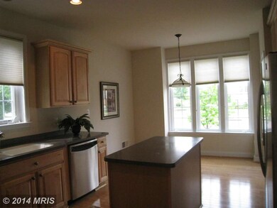 6924 Sunday Silence Ct, Gainesville, VA 20155 - photo 7