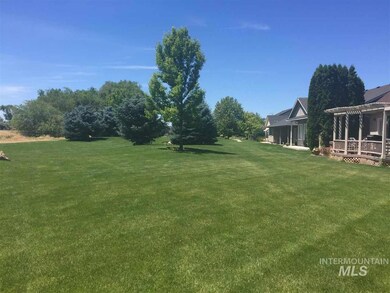 6879 E Greens Dr, Nampa, ID 83687 - photo 4