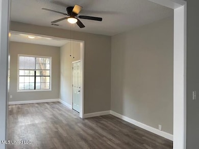 4040 W Pine St, Moss Point, MS 39563 - photo 3