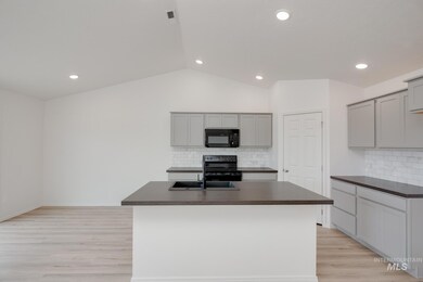 9227 W Candytuft St, Nampa, ID 83687 - photo 5