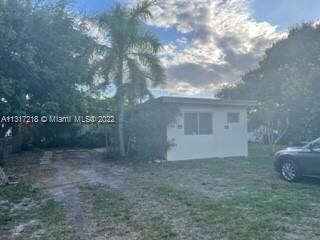 262 SW 9th St unit 2, Dania, FL 33004 - photo 2