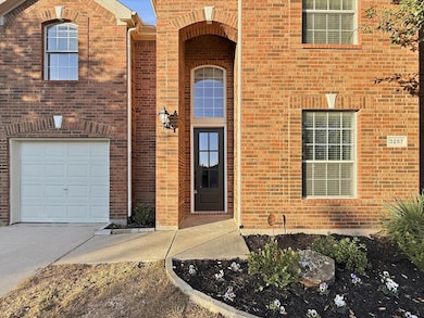 3257 Button Bush Dr, Fort Worth, TX 76244 - photo 4