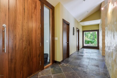 005-photo-foyer-6234853