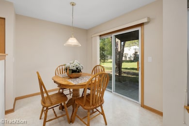 13818 S Bristlecone Ln unit D, Plainfield, IL 60544 - photo 6