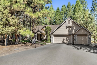 2777 NW Champion Cir, Bend, OR 97701 - photo 3