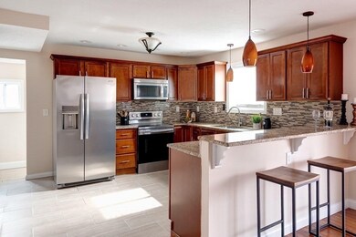 32 Melrose St, Worcester, MA 01605 - photo 7