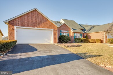 37 Augusta Ln, Martinsburg, WV 25405 - photo 2