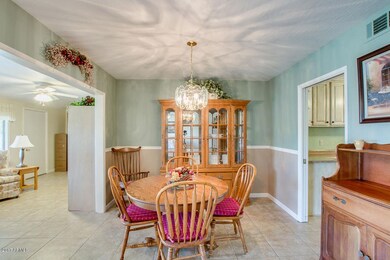 10409 W Caron Dr, Sun City, AZ 85351 - photo 6