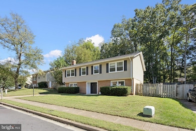 3925 Forge Dr, Woodbridge, VA 22193 - photo 3