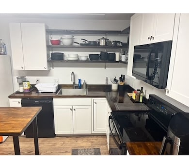 220 Dr unit F, Central, SC 29630 - photo 3