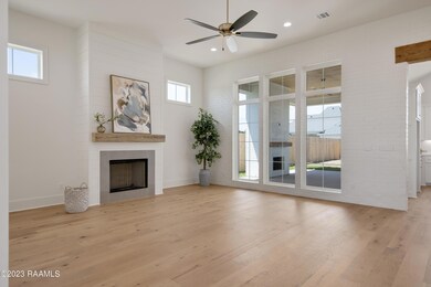 406 Abercrombie Way-4