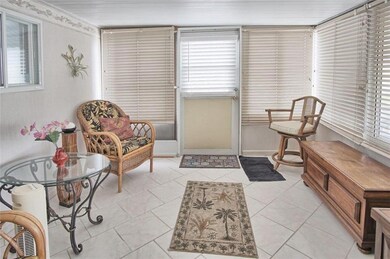 118 E Saint Johns Way, Apollo Beach, FL 33572 - photo 6