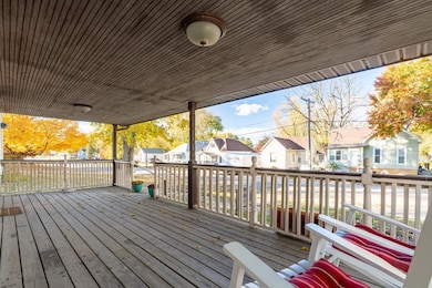 1206 E Main St, Clinton, IL 61727 - photo 5