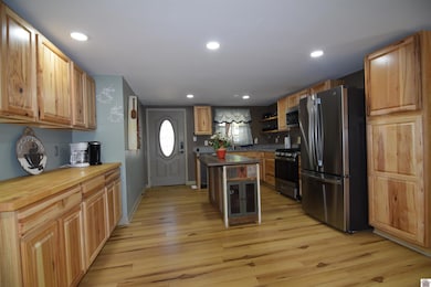 421 Mcneely Rd, Benton, KY 42025 - photo 7