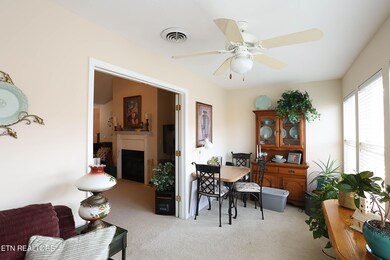 208ExecMead-32