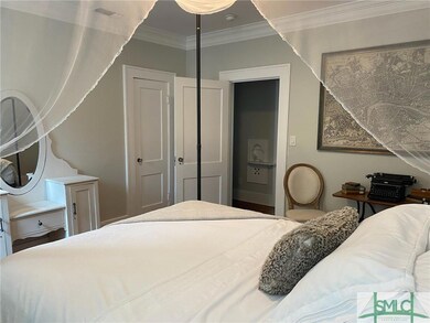 215 E 55th St, Savannah, GA 31405 - photo 6