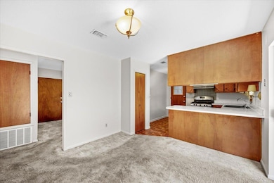 Dining Room & Kitchen