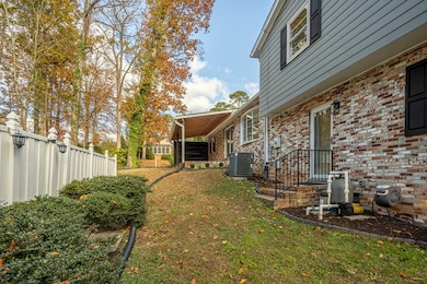 404 Yates St, South Boston, VA 24592 - photo 4