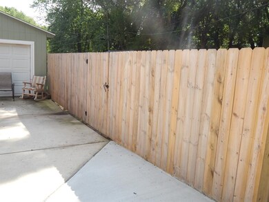 1207 Greenway St, La Porte, IN 46350 - photo 4