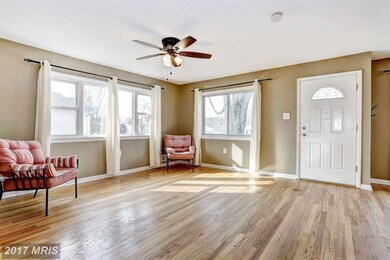 6037 Claire Dr, Elkridge, MD 21075 - photo 4