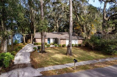 7301 Oakwood Dr, Jacksonville, FL 32211 - photo 4