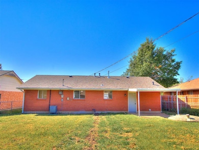 975 SW 4th Place, Moore, OK 73160 - photo 5