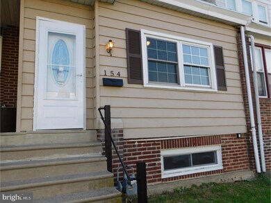 154 Lafayette Ave, Darby, PA 19023 - photo 2