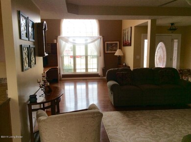 424 Persimmon Dr, Mount Washington, KY 40047 - photo 6