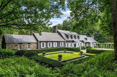 1727 W Paces Ferry Rd NW, Atlanta, GA 30327 - photo 2