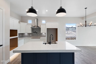 7544 Enchanted Point-3