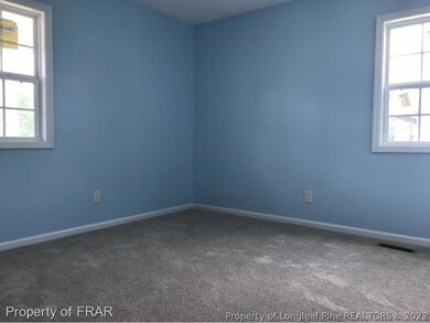 829 Berwick Dr, Fayetteville, NC 28314 - photo 5