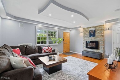 36D W Roselle Ave unit D, Roselle Park, NJ 07204 - photo 5