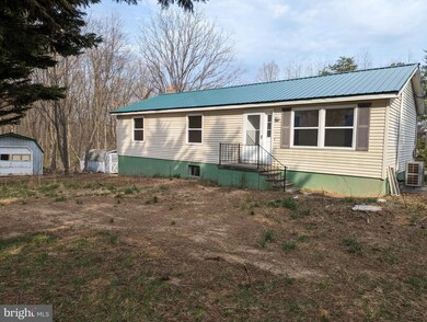 62 Apple Orchard Ct, Berkeley Springs, WV 25411 - photo 6