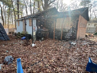 69 Hayward St, Hopkinton, MA 01748 - photo 5