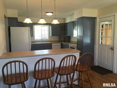 2711 Sycamore Terrace, Bettendorf, IA 52722 - photo 3