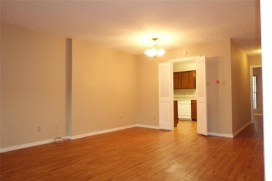 6536 Chicory Ct, Dallas, TX 75214 - photo 3