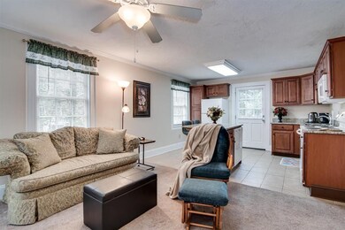 105 Florence St unit 103, Aiken, SC 29801 - photo 6