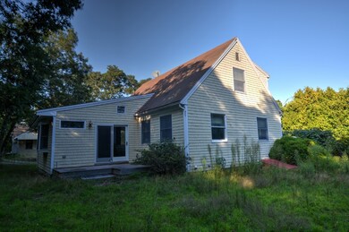 16 Bellevue Ave, Oak Bluffs, MA 02557 - photo 2