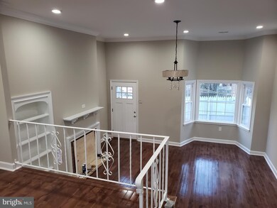 534 W Queen Ln, Philadelphia, PA 19144 - photo 7