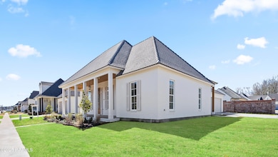 100 Winthrope Row-2