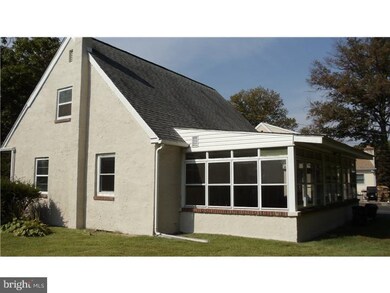 329 Woodlyn Cir, Woodlyn, PA 19094 - photo 4